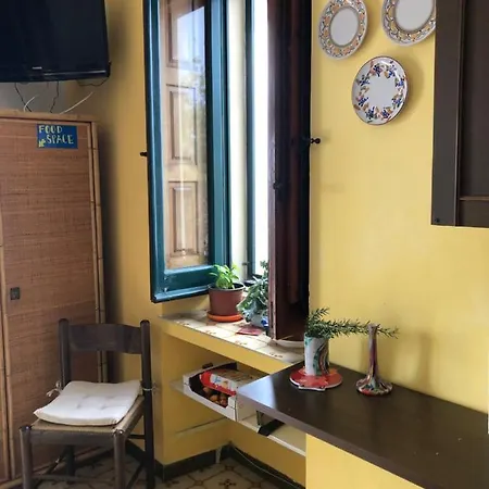 Auberge de jeunesse House *