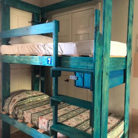 House Hostel Giardini Naxos