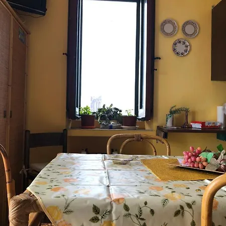 House Hostel Giardini Naxos