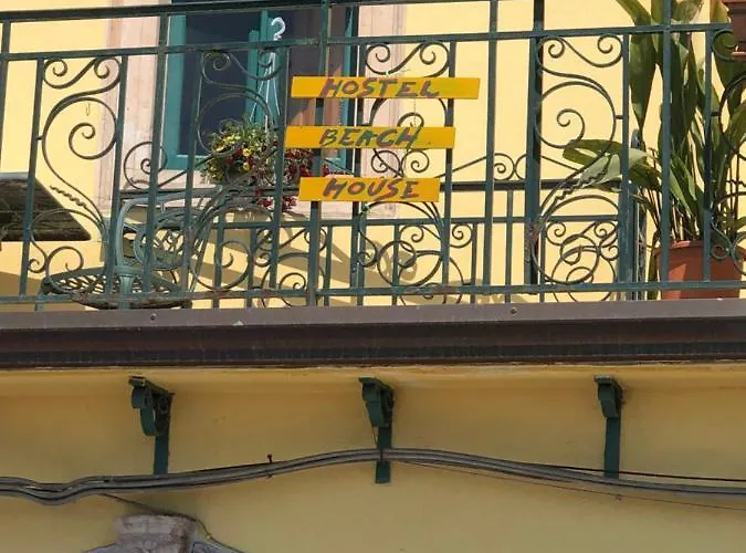 House Hostal Giardini-Naxos